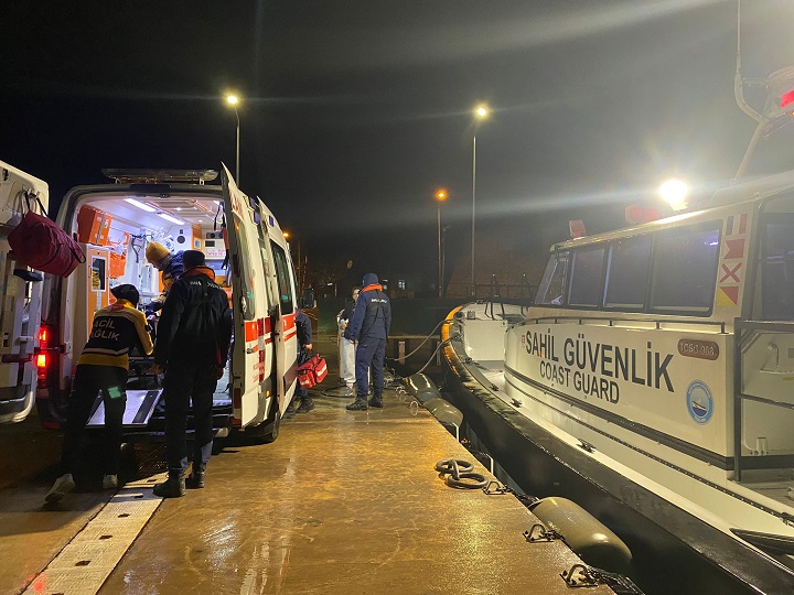 Bozcaada’da 1 Şahsın Tıbbi Tahliyesi Gerçekleştirilmiştir