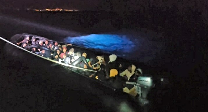 Aydın Açıklarında 40 Düzensiz Göçmen Kurtarılmıştır